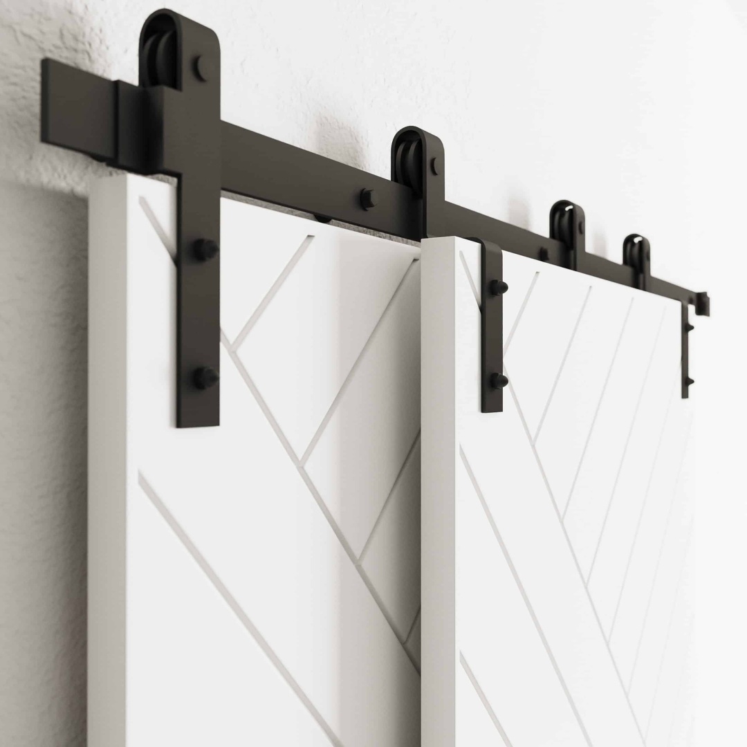 1 single track biparting (4) Close-up of the Single Track By-Pass system featuring two white sliding doors with a diagonal line pattern, mounted on a black metal rail against a white wall.